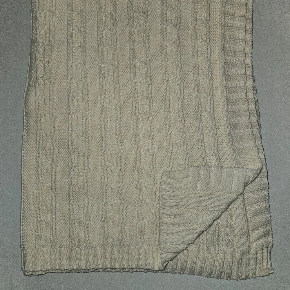 NTBAY Ivory Cable Knit Throw Blanket 30x42